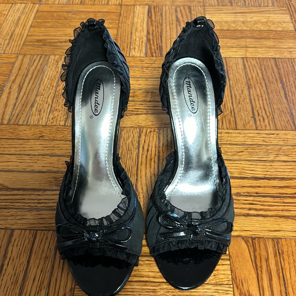 COPY - dress shoes. Cute for French maid